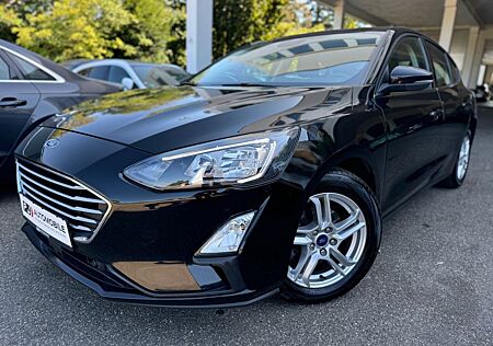 Ford Focus Lim. 1.5 EcoBlue Cool & Connect Navi LED 1