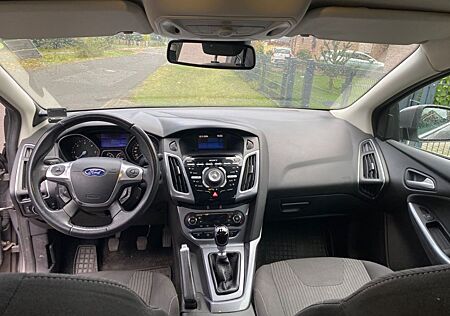 Ford Focus 2,0TDCi 120kW DPF Titanium Turnier Tit...