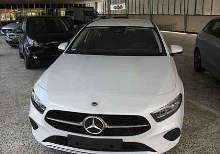 Mercedes-Benz A 180 A Progressive+Advanced+Totwinkel+Distronic
