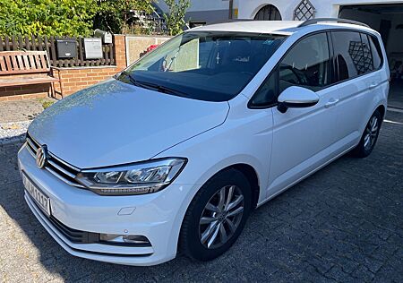 VW Touran Volkswagen 2.0 TDI SCR DSG Highline BMT Highline