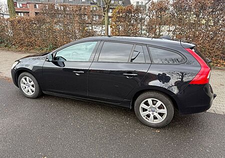 Volvo V60 D3 -