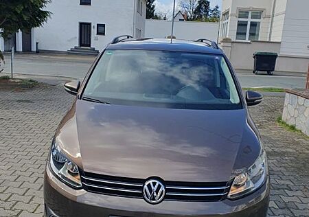 VW Touran Volkswagen 1.4 TSI 103kW -