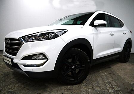 Hyundai Tucson blue Style 2WD Kamera LED Navi PDC Tempo