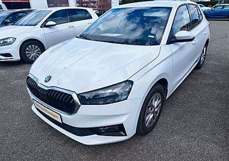 Skoda Fabia 1.0TSI Selection/LED/PDC/ALU/APP/SPUR/BT