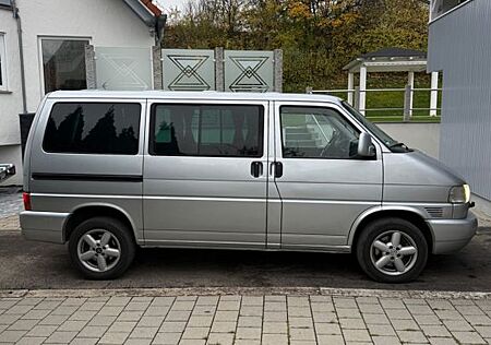 VW T4 Multivan Volkswagen AXG 151 Ps