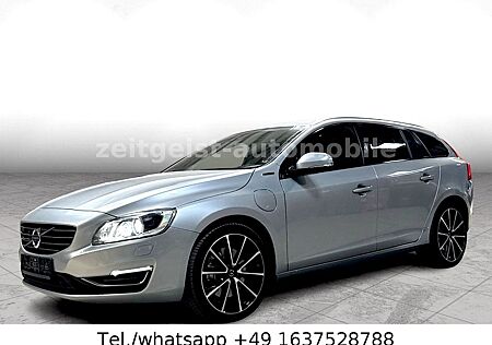 Volvo V60 Plug-in-Hyb* AWD*LEDER*1.HAND*SERVICE NEU*