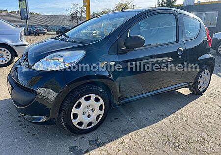 Peugeot 107 Petit Filou Tüv Neu.