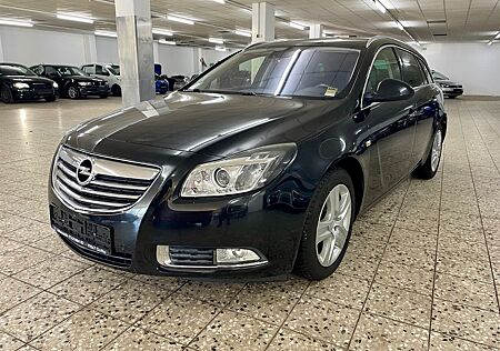 Opel Insignia A Sports Tourer Innovation 4x4/TÜV NEU/