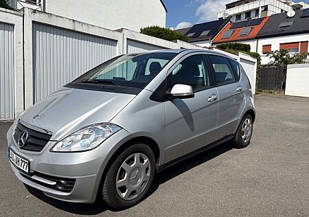 Mercedes-Benz A 180 Autotronic Special Edition -