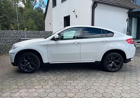 BMW X6 xDrive35i Top Ausstattung SoftClose HeadUp