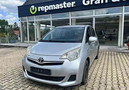 Toyota Verso-S Life