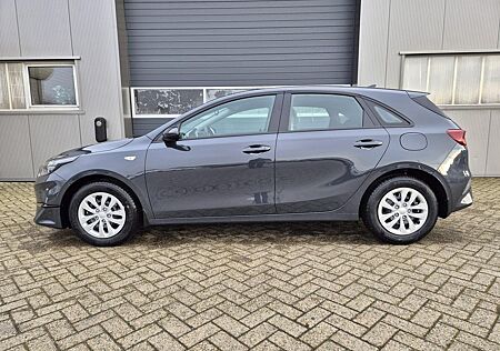 Kia Cee'd Ceed Vision 1.5 T-GDi 140PS Automatik Klimaa...