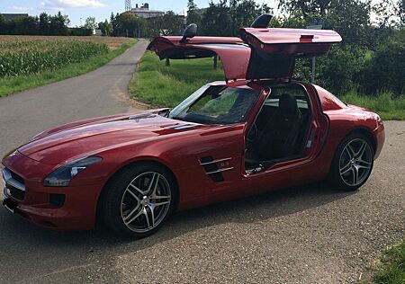 Mercedes-Benz SLS AMG 6.2 V8 - Voll Ausstattung, Top Zustand