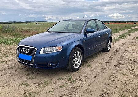 Audi A4 2.0 - 2006, Benzin, AHK, 1. Hand