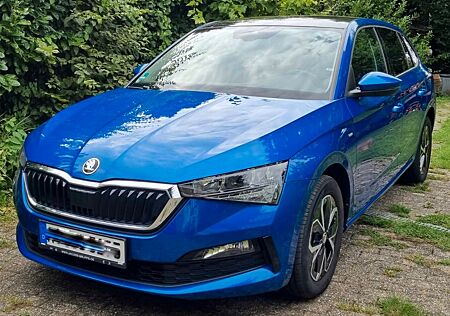 Skoda Scala 116 PS DRIVE 125 | 1.Hand | Pano | AHK