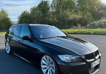 BMW 335i Touring -