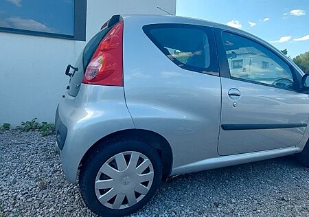 Peugeot 107 Filou 70 Filou