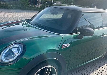 Mini John Cooper Works - Grün - Bj. 2020 - 66.000km