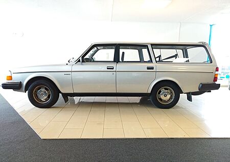 Volvo 240 245 GL 2,3 / wenig km / sehr schöner Zustand