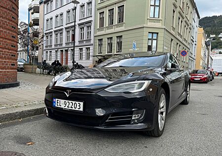 Tesla Model S 75D/Free SuperCharging Lifetime/Facelift
