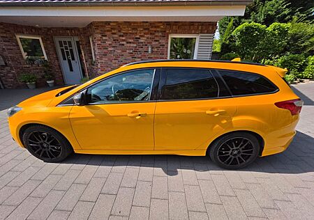 Ford Focus ST Turnier RS Umbau Beastfactory