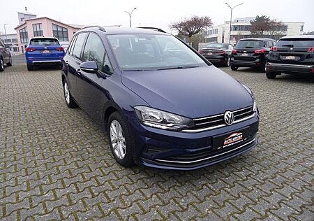 VW Golf Volkswagen Sportsvan Comfortline 1.5 TSI+Navi+PDC+1.HD