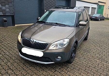 Skoda Roomster 1.2l TSI 63kW Scout