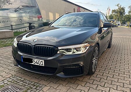BMW 540i xDrive Touring A - M-Paket,HUD,LED,AHK
