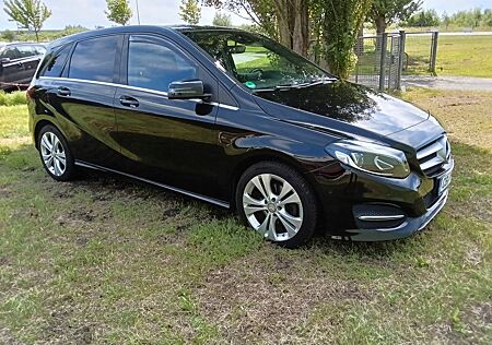 Mercedes-Benz B 180 B 180Edition Style ,Facelift! Automatik! Klima
