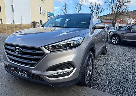 Hyundai Tucson blue Classic 2WD*TÜV10/26*AHK*