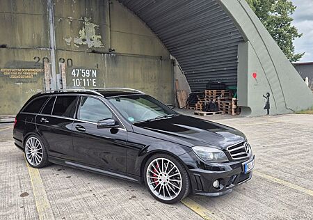 Mercedes-Benz C 63 AMG PP+ 358kw, lückl. MB Historie, GERMAN