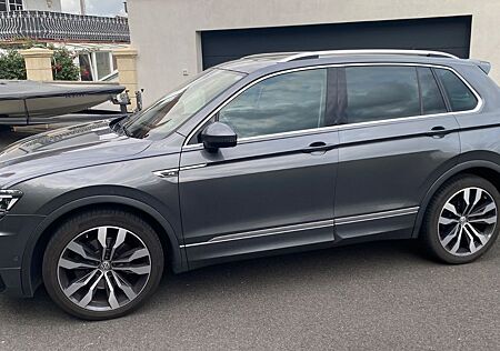 VW Tiguan Volkswagen 2.0 TSI 180PS DSG 4MOTION Highline R-Line
