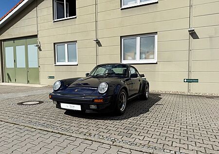 Porsche 930 Turbo 3,3 / Deutsches Fahrzeug / seltene Farbe
