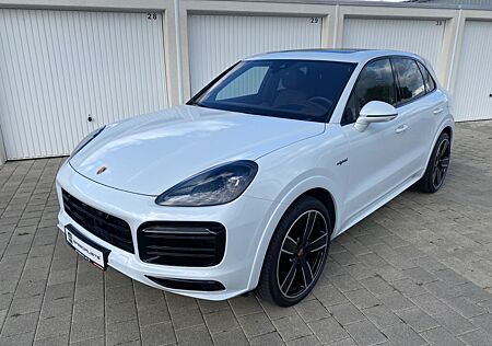 Porsche Cayenne E-Hybrid Platinum Edition