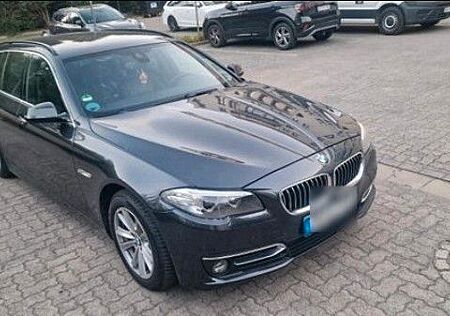BMW 530d Touring A Luxury Line Luxury Line