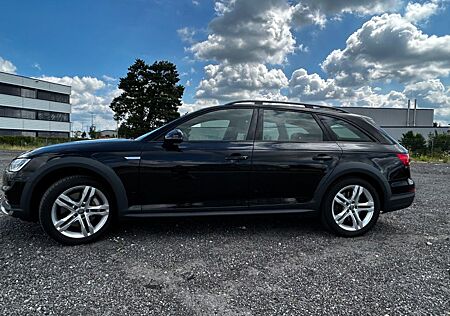 Audi A4 Allroad 45 TFSI S tronic quattro Avant -