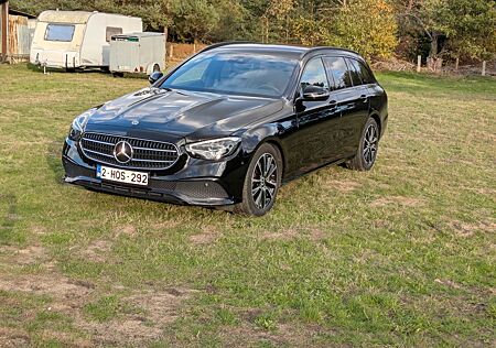 Mercedes-Benz E 200 d T Autom. -