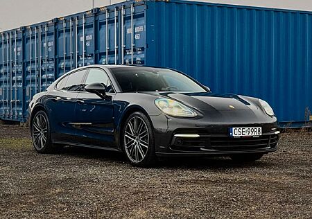 Porsche Panamera 4S Diesel S