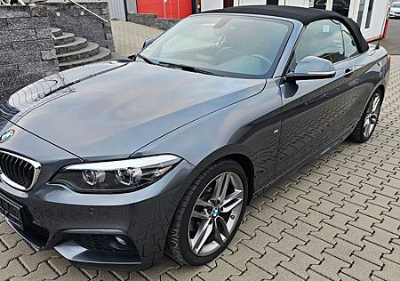 BMW 220 Cabrio i M Sport