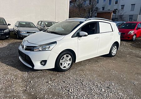 Toyota Verso Basis klima