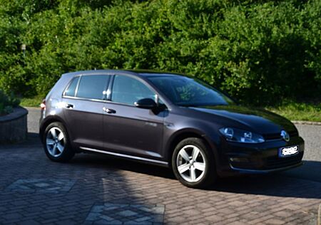 VW Golf Volkswagen 1.6 TDI BMT LOUNGE LOUNGE