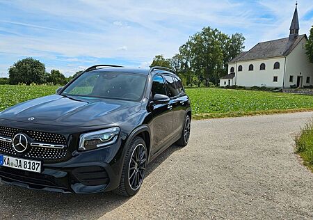 Mercedes-Benz GLB 250 4MATIC AMG