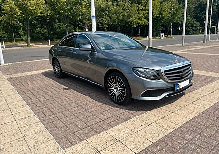 Mercedes-Benz E 220 d AVANTGARDE EXLUSIVE,MULT.BEAM,DRIVE PILO