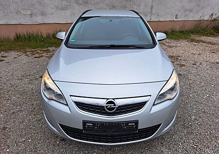 Opel Astra J Sports Tourer Design Edition*Klima*Euro5