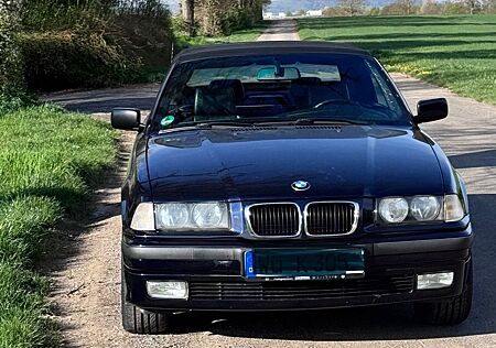 BMW 318i Cabrio