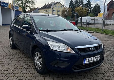 Ford Focus 1.4 / Neu Inspektion / Klima
