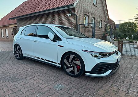 VW Golf Volkswagen 8 GTI Clubsport GTI Clubsport