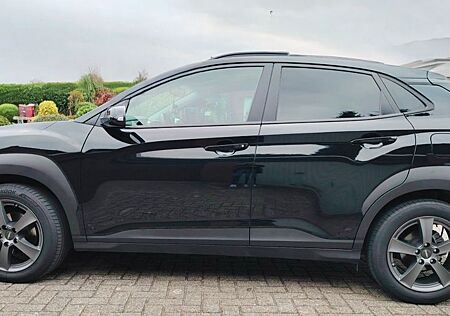 Hyundai Kona 1.0 T-GDI YES! YES!