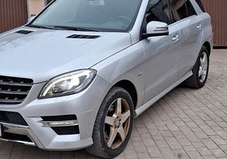 Mercedes-Benz ML 350 BlueTEC 4MATIC -