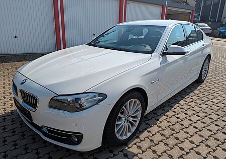 BMW 520 d Limo Luxury *Scheckheft*Navi*Leder*Xenon*